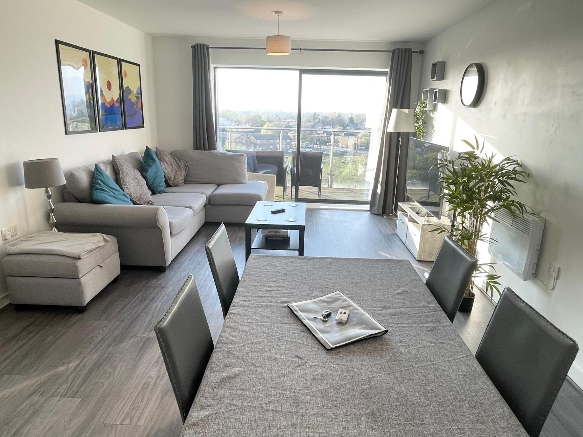Balcony Marina Apartment With City Skyline Views - Free Secure Parking 曼彻斯特 外观 照片